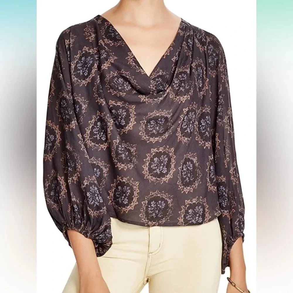 Free People • Cowling Around Gray Print Top